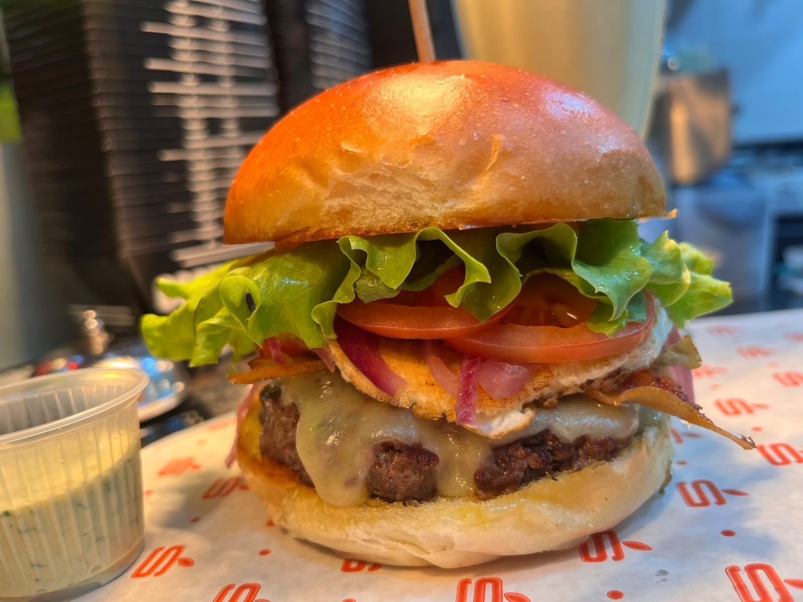 BURGUER STARV EGG BACON