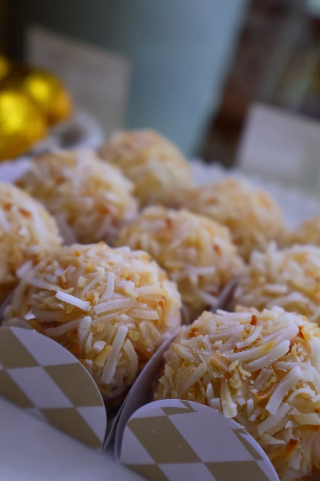 BRIGADEIRO COCADA C/ DOCE DE LEITE LOLLOCAKE UN