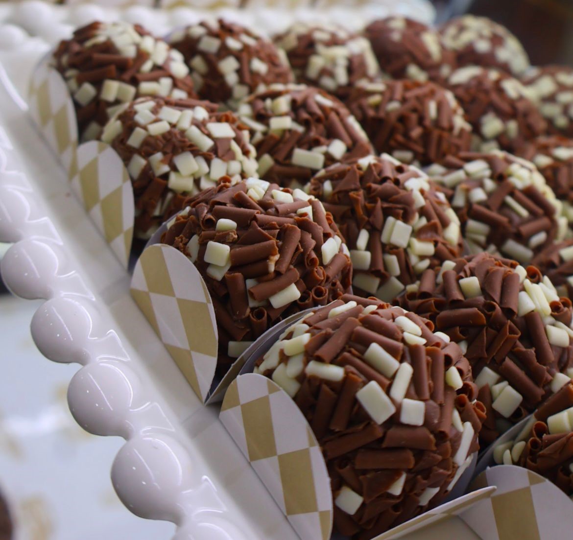 BRIGADEIRO SUPER KINDER LOLLOCAKE