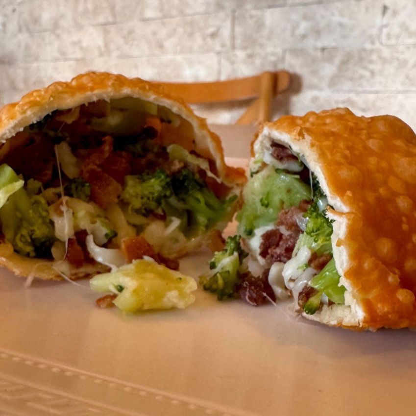 PASTEL DE BRÓCOLIS, BACON E QUEIJO
