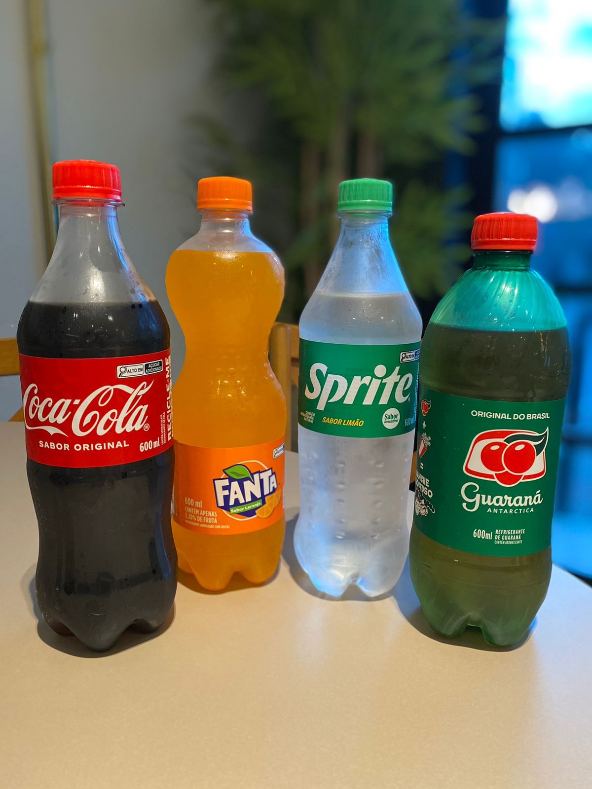 REFRIGERANTE 600 ML PET COCA COLA