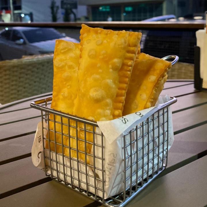 MOMENTO MINI PASTÉIS