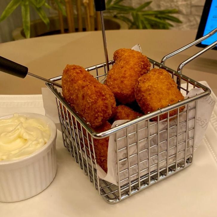 PORÇÃO NUGGETS DE FRANGO (10 UN)