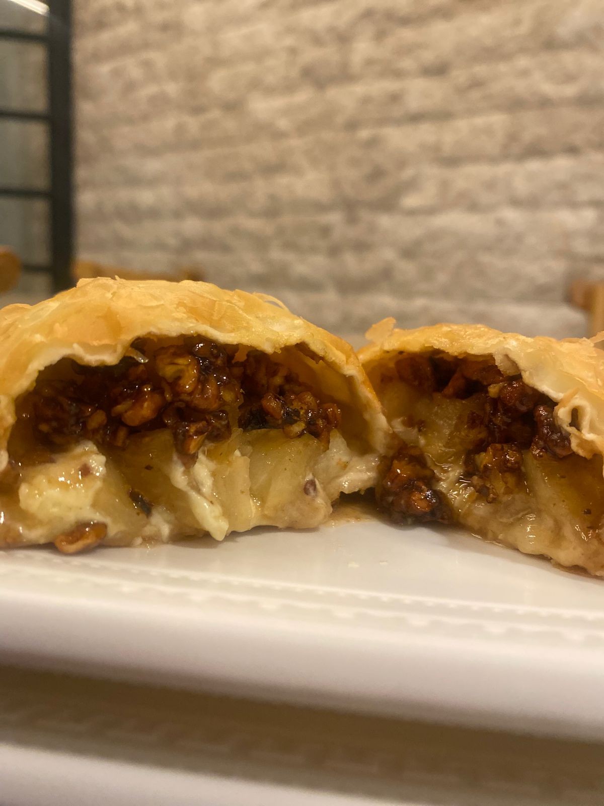 PASTEL NEVADA CROCANTE MÉDIO (18 X 10CM)