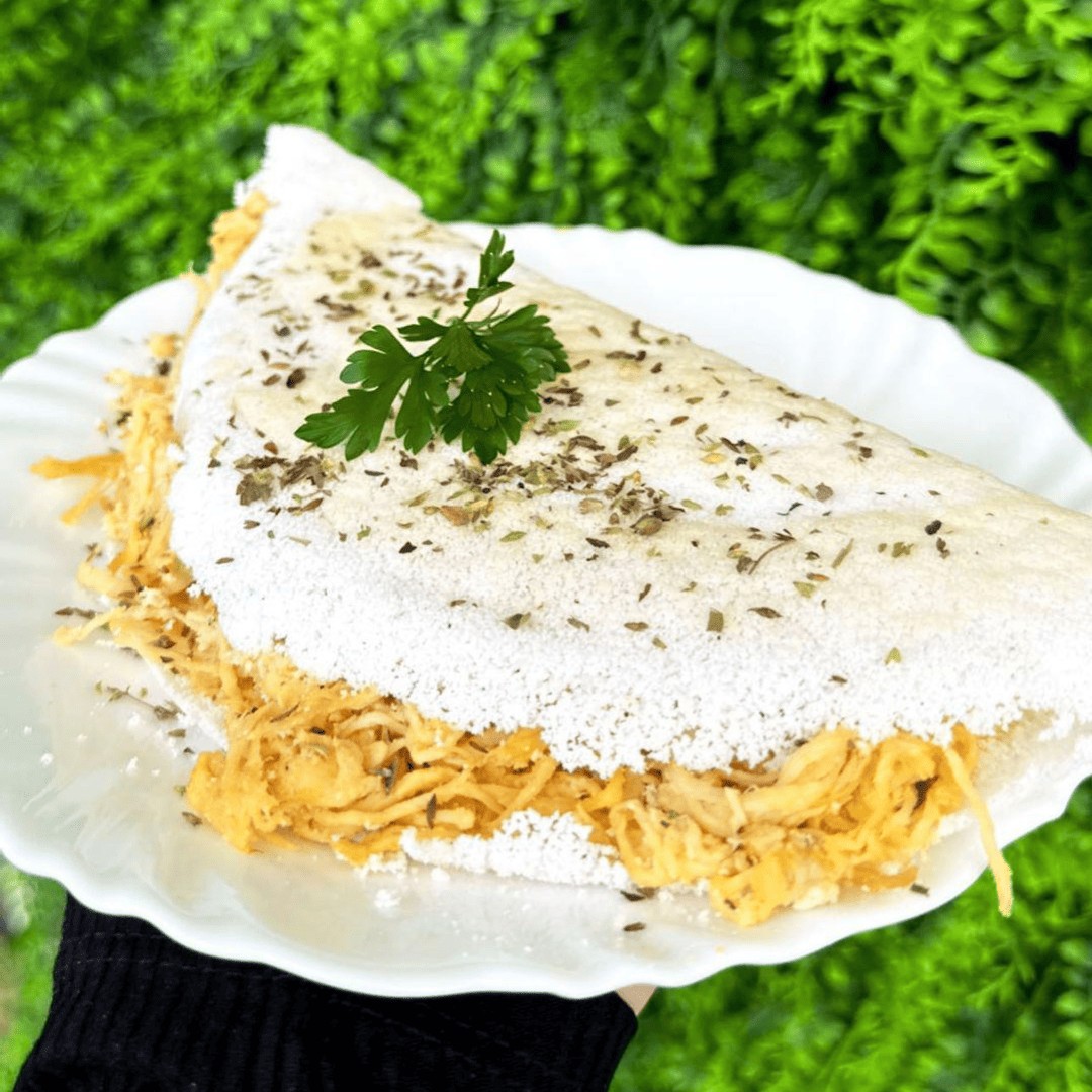 TAPIOCA DE FRANGO COM QUEIJO