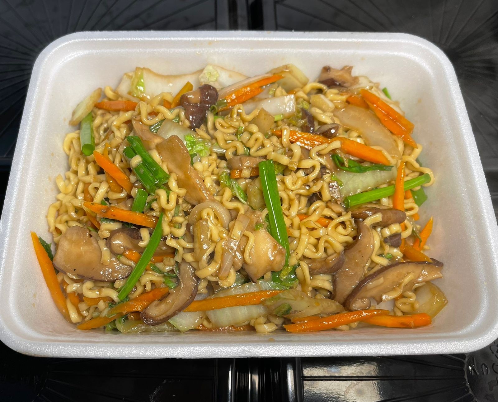 YAKISOBA DE SHITAKE